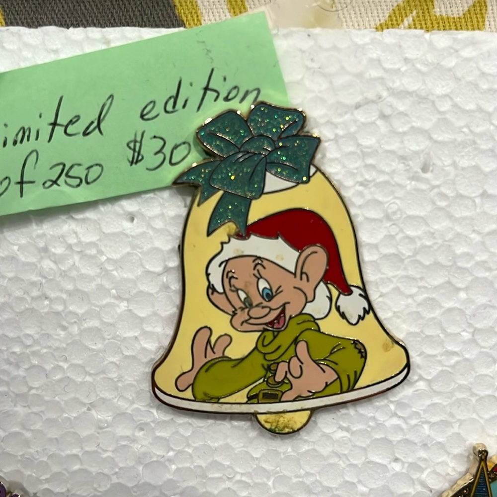 Disney pin